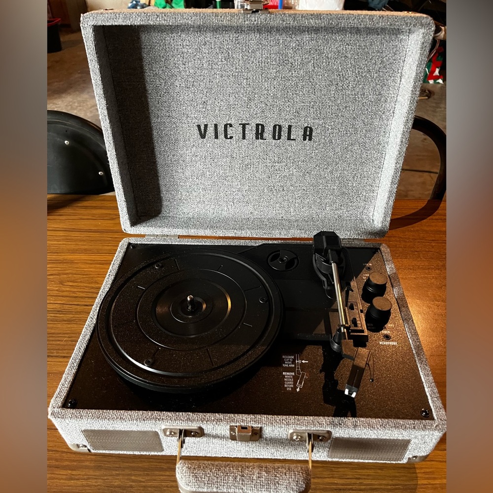 Record player and vinyls.